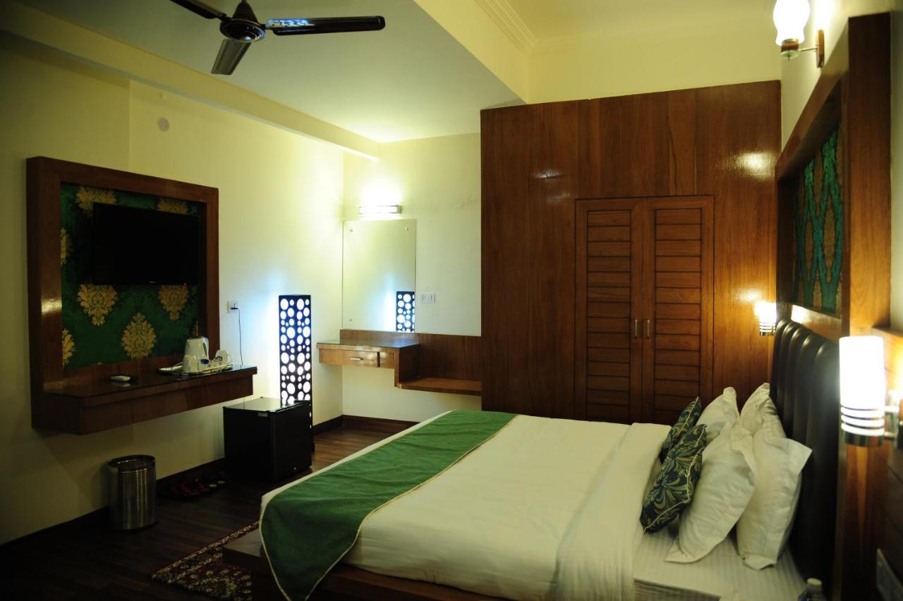 Hotel Grand Sharan Katra  Exterior photo